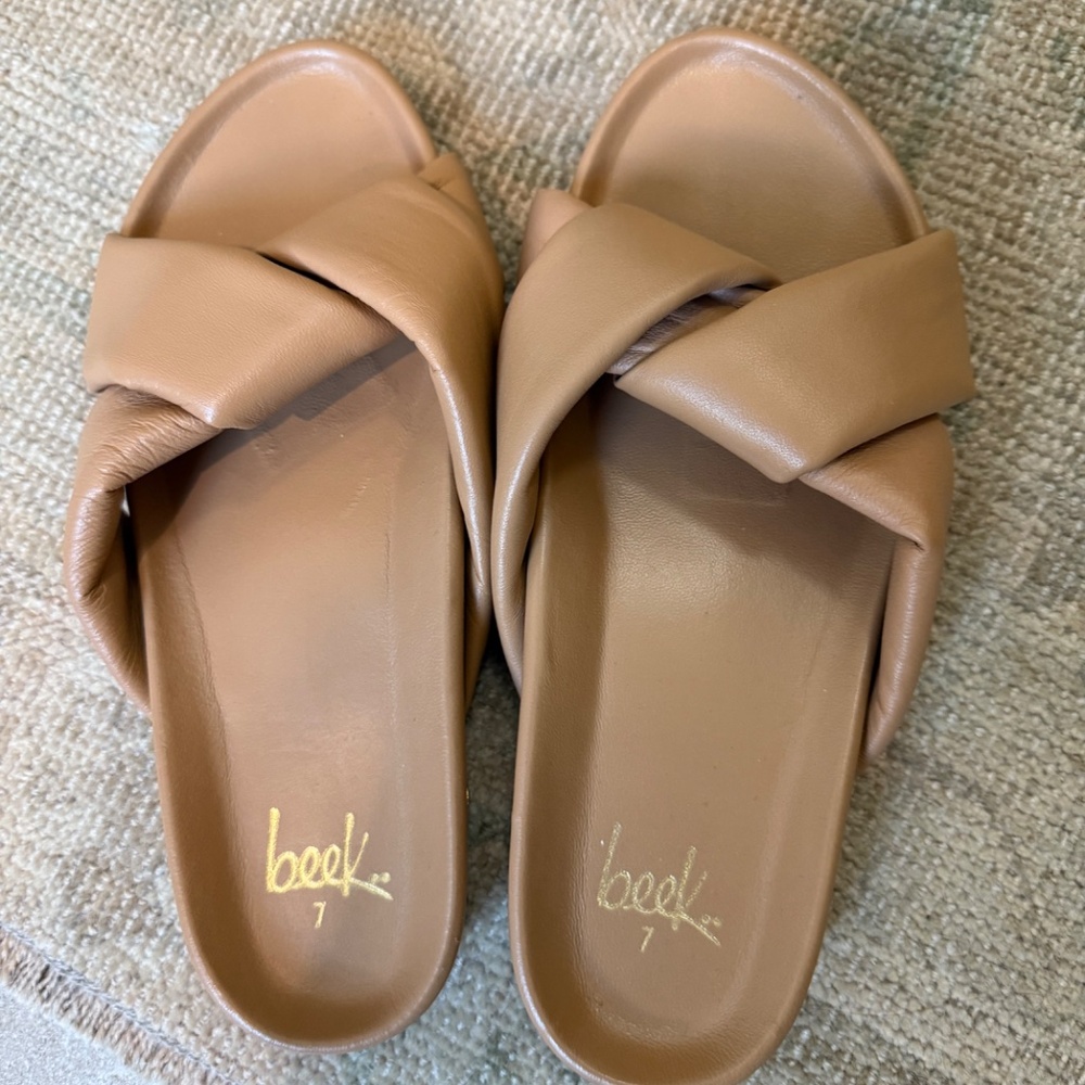 Leather slide sandal - Picture 3 of 6
